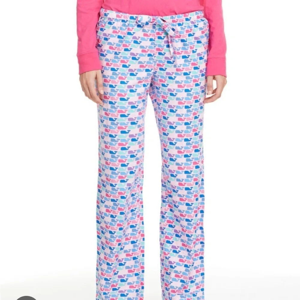 Vineyard vines small blue multi whale print lounge pants/pajamas. - Picture 8 of 8